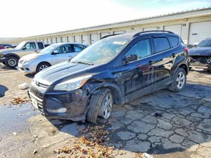Ford Escape SE 2.0L 4 2015