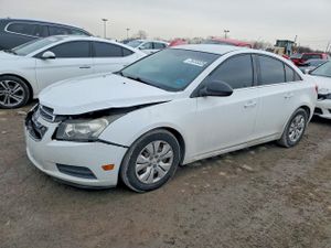 Chevrolet Cruze LS 1.8L 4 2012