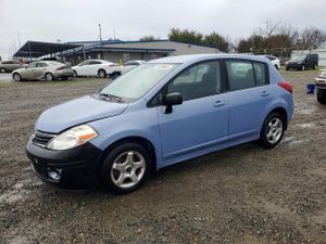 Nissan Versa 1.8L 4 2011