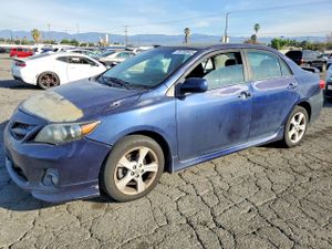 Toyota Corolla BASE 1.8L 4 2011