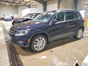 Volkswagen Tiguan S 2.0L 4 2015