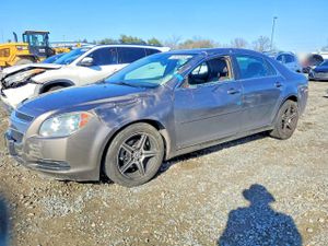 Chevrolet Malibu LS 2.4L 4 2010