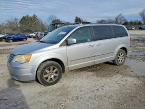 Chrysler Town & Country TOURING 3.8L 6 2010