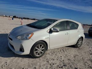 Toyota Prius 1.5L 4 2014