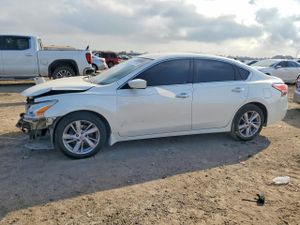 Nissan Altima 2.5 2.5L 4 2015