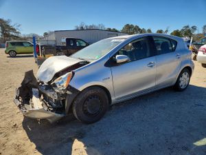 Toyota Prius 1.5L 4 2013
