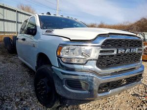 RAM 3500 TRADESMAN 6.7L 6 2024