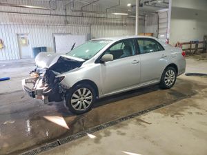 Toyota Corolla BASE 1.8L 4 2013