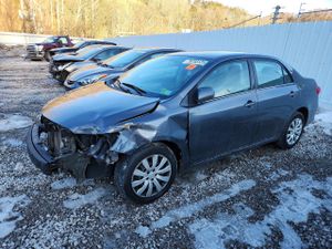 Toyota Corolla BASE 1.8L 4 2013