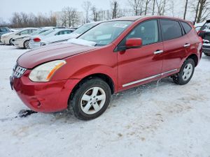 Nissan Rogue S 2.5L 4 2013