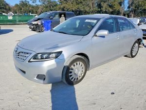 Toyota Camry BASE 2.5L 4 2011