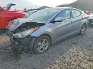Hyundai Elantra GLS 1.8L 4 2013