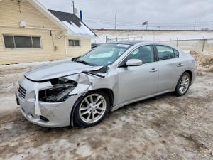 Nissan Maxima S 3.5L 6 2011