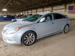 Hyundai Sonata SE 2.4L 4 2013