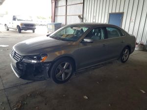 Volkswagen Passat 2.5L 5 2013