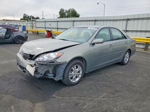 Toyota Camry LE 3.0L 6 2005