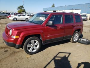 Jeep Patriot LATITUDE 2.4L 4 2012