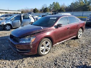 Volkswagen Passat SE 2.0L 4 2014