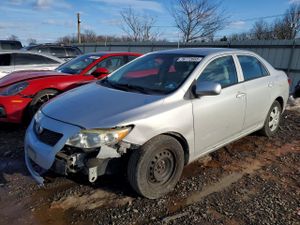 Toyota Corolla BASE 1.8L 4 2010