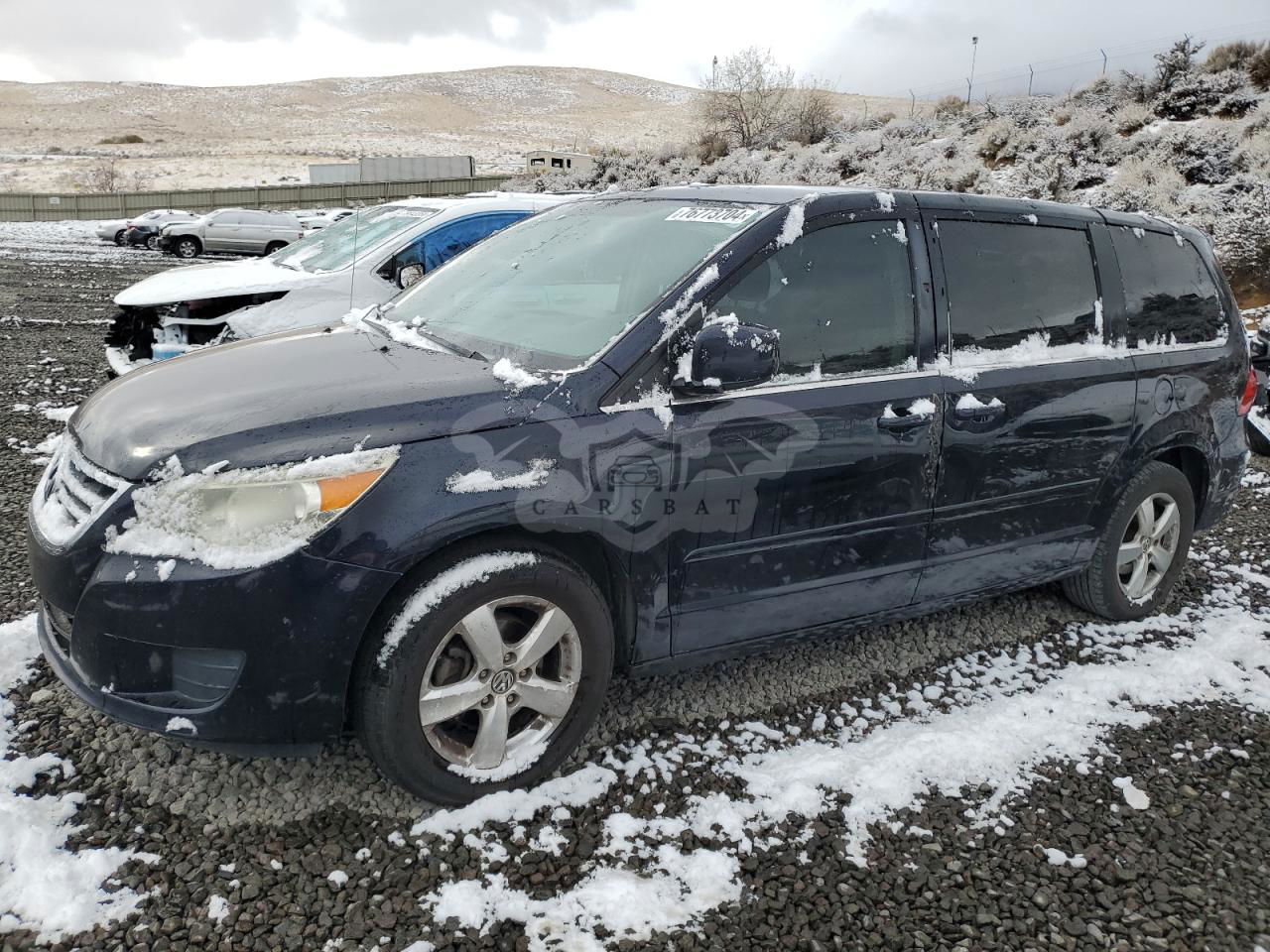 Volkswagen Routan SE 3.8L  6 2010