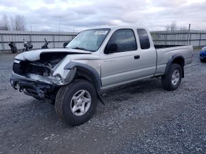 Toyota Tacoma XTRACAB PRERUNNER 2.7L 4 2003