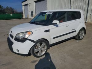 Kia Soul + 2.0L 4 2011