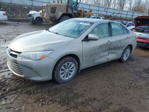 Toyota Camry LE 2.5L 4 2015