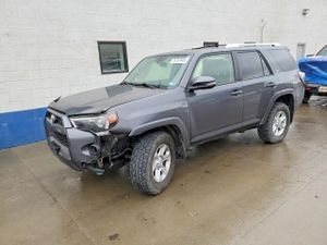 Toyota 4Runner SR5 4.0L 6 2014