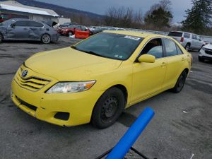 Toyota Camry BASE 2.5L 4 2011