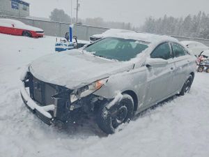 Hyundai Sonata GLS 2.4L 4 2013