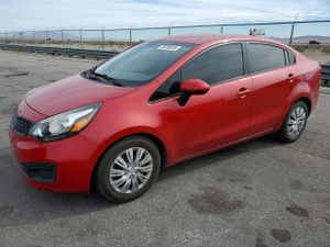Kia Rio LX 1.6L 4 2012