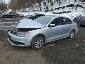 Volkswagen Jetta SE 1.8L 4 2014