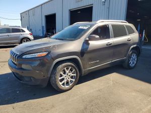 Jeep Cherokee LATITUDE 2.4L 4 2015