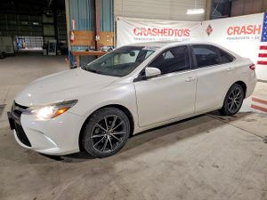 Toyota Camry LE 2.5L 4 2015