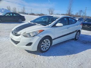 Hyundai Elantra GLS 1.8L 4 2013