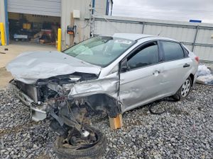 Ford Focus S 2.0L 4 2014