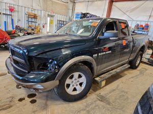 Dodge RAM 5.7L 8 2011