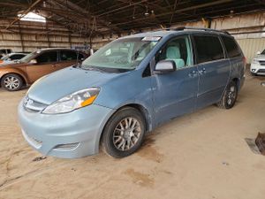 Toyota Sienna CE 3.5L 6 2009