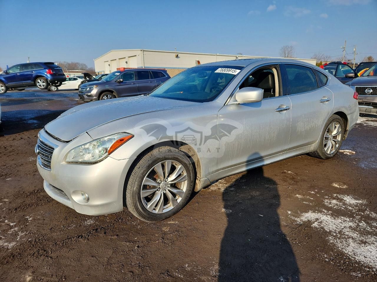 Infiniti M37 X 3.7L 6 2012
