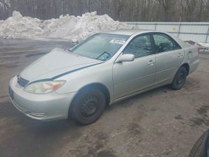Toyota Camry LE 2.4L 4 2004