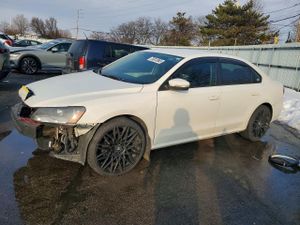 Volkswagen Passat S 1.8L 4 2015