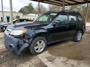 Subaru Forester 2.5X 2.5L 4 2013