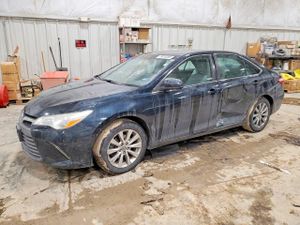 Toyota Camry LE 2.5L 4 2015