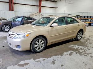 Toyota Camry BASE 2.5L 4 2011