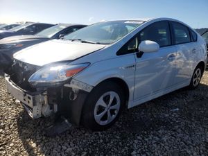 Toyota Prius 1.8L 4 2014