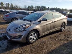 Hyundai Elantra SE 1.8L 4 2015