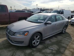 Volkswagen Passat SE 2.5L 5 2012