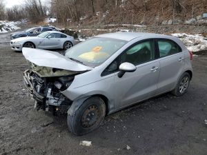 Kia Rio 1.6L 4 2013