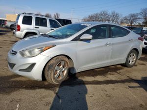 Hyundai Elantra SE 1.8L 4 2014