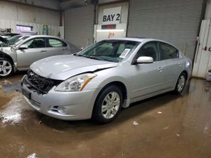 Nissan Altima BASE 2.5L 4 2012